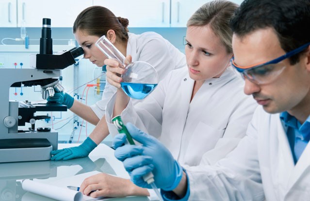 Bsc mlt Course can help you Become a Medical Lab Technologist