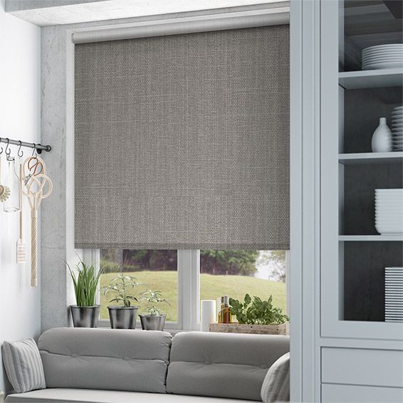 Avoid These Vital Décor Mistakes With Outdoor Roller Blinds