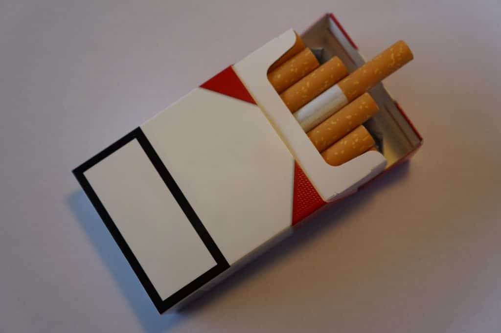 Custom Cigarette boxes