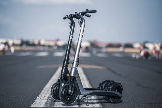 The Complete Guide to Electric Scooters and How They are Revolutionizing the Future of Transportation